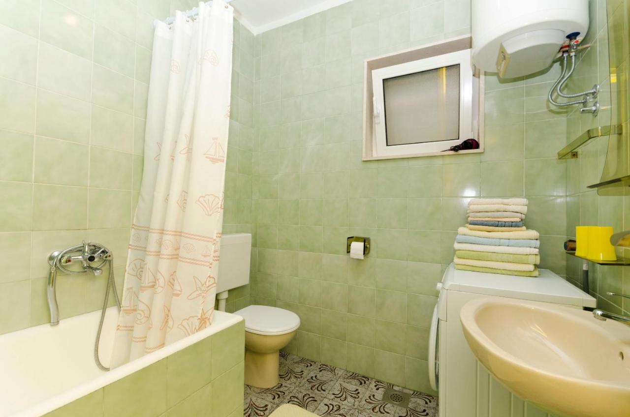 Apartments Simon Бол Екстер'єр фото