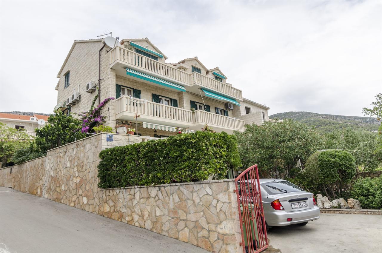 Apartments Simon Бол Екстер'єр фото